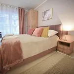 Na Wyspie - Pegaz - Parking Apartament