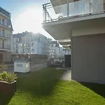 Na Wyspie - Pegaz - Parking Apartmán